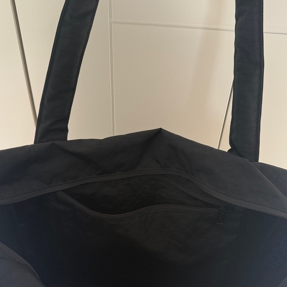 BAGGU small cloud carry on black - Picture 3 of 5